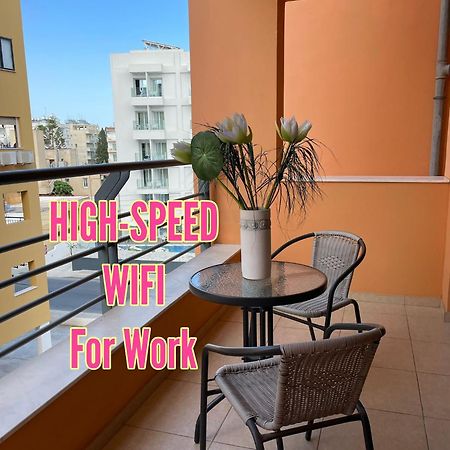 Vip Resort Apartment On Makenzie Beach Ларнака Екстериор снимка