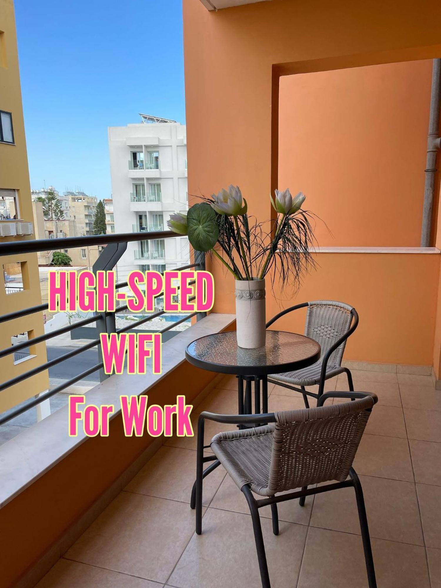 Vip Resort Apartment On Makenzie Beach Ларнака Екстериор снимка