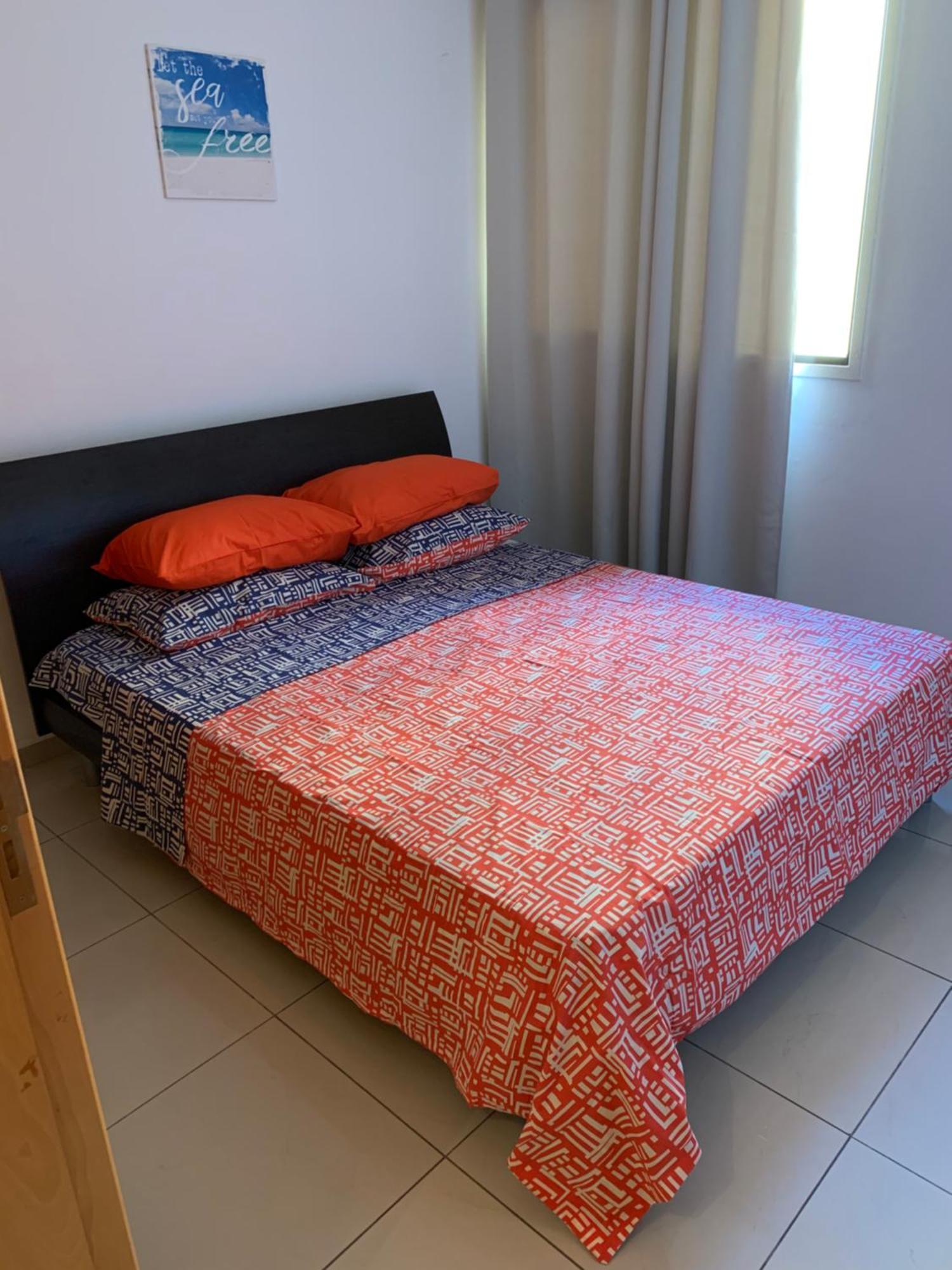 Vip Resort Apartment On Makenzie Beach Ларнака Екстериор снимка